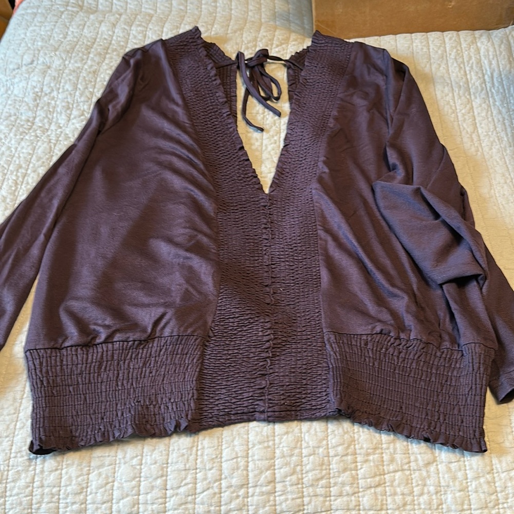 NWOT Willow & Root eggplant sexy open back long sleeve top. Sz xl